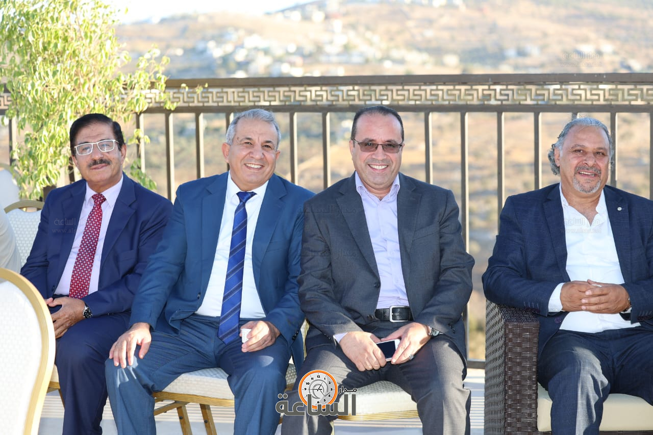 Madar Al-Saa Images 0.297264064754148