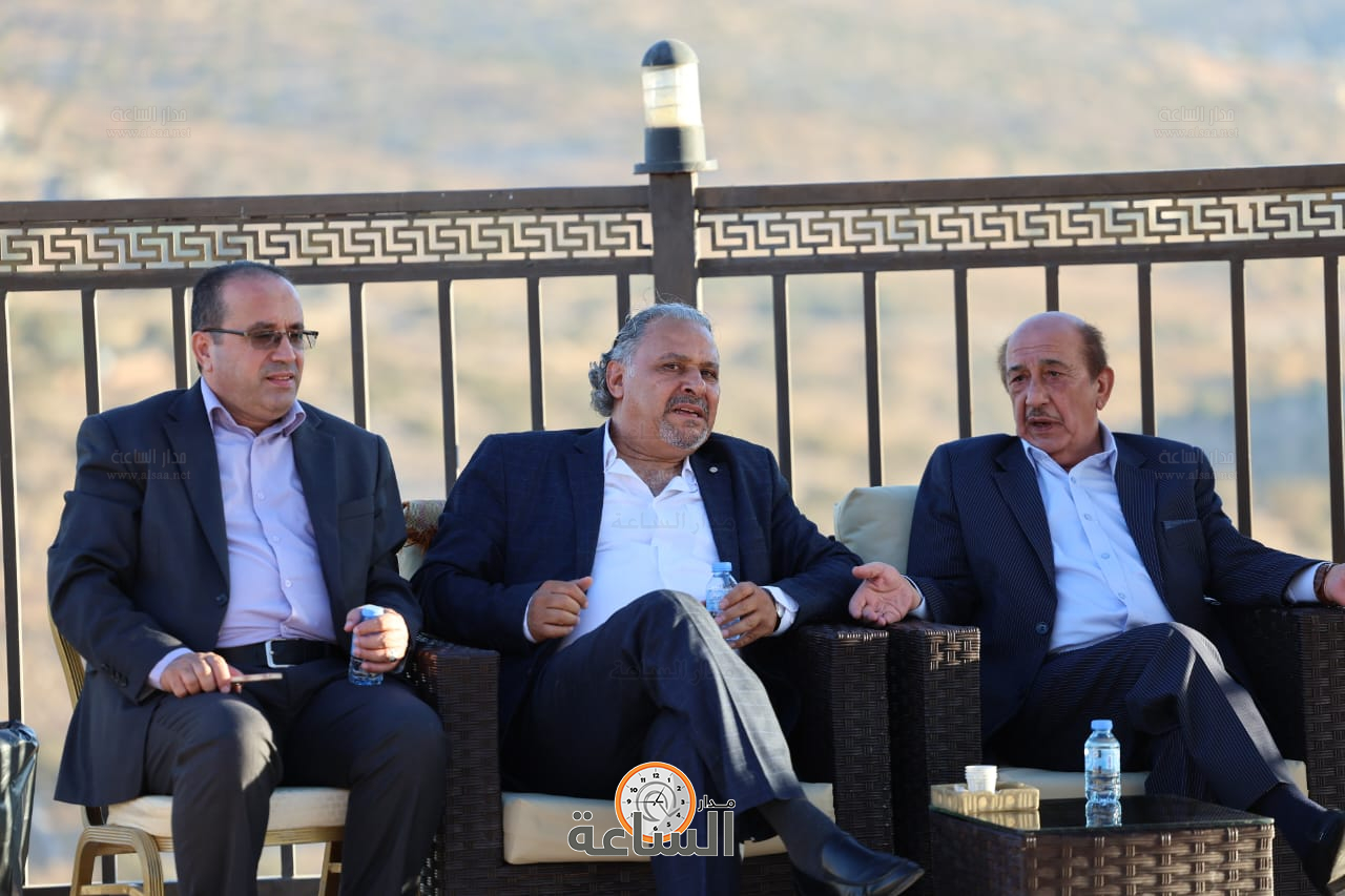 Madar Al-Saa Images 0.40731893502592476