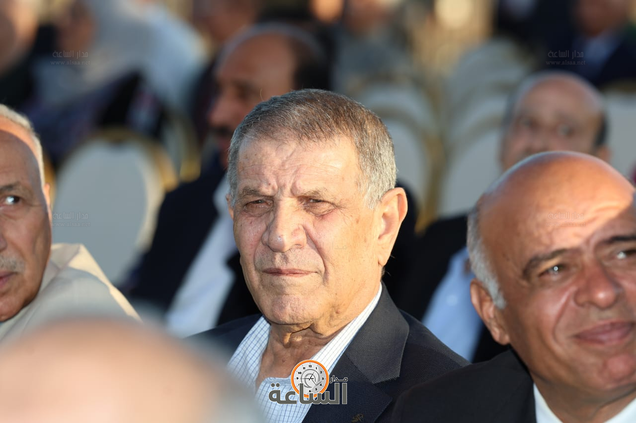 Madar Al-Saa Images 0.8401576348961164