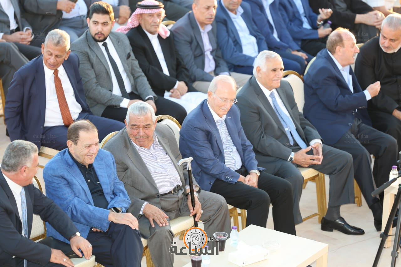 Madar Al-Saa Images 0.08495402822515019