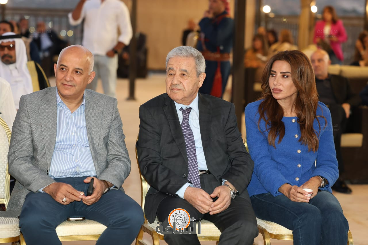 Madar Al-Saa Images 0.5605166043486816