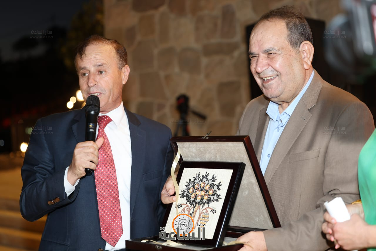 Madar Al-Saa Images 0.08937478183317138