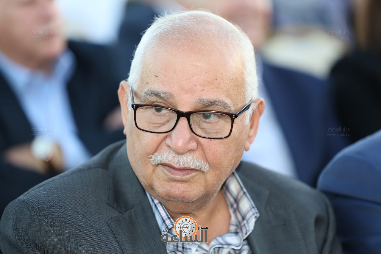 Madar Al-Saa Images 0.15015085995566513