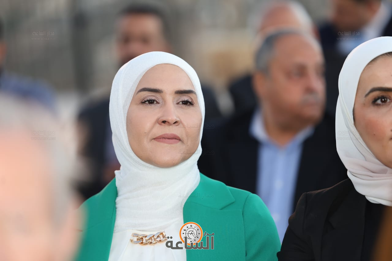 Madar Al-Saa Images 0.052887053632579506