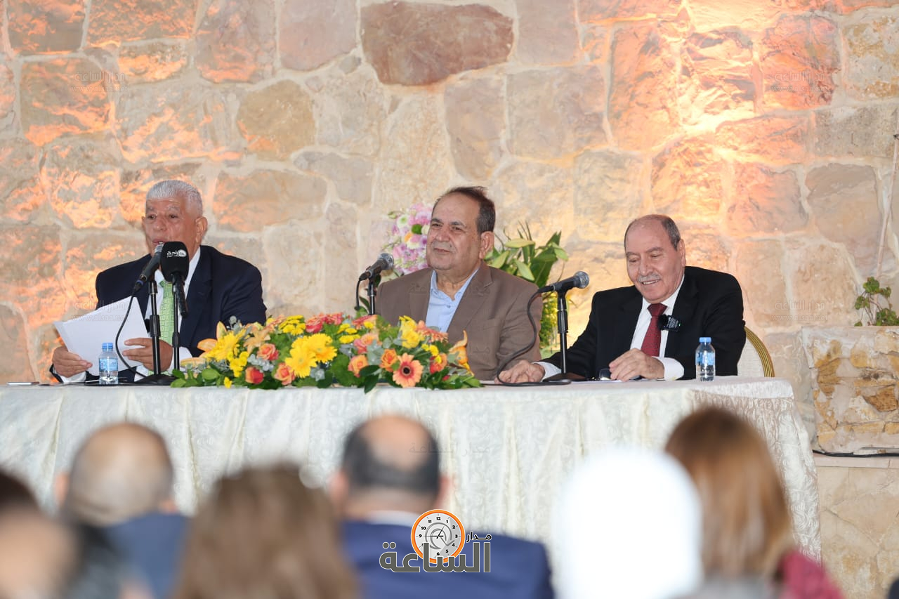 Madar Al-Saa Images 0.15998074372329552