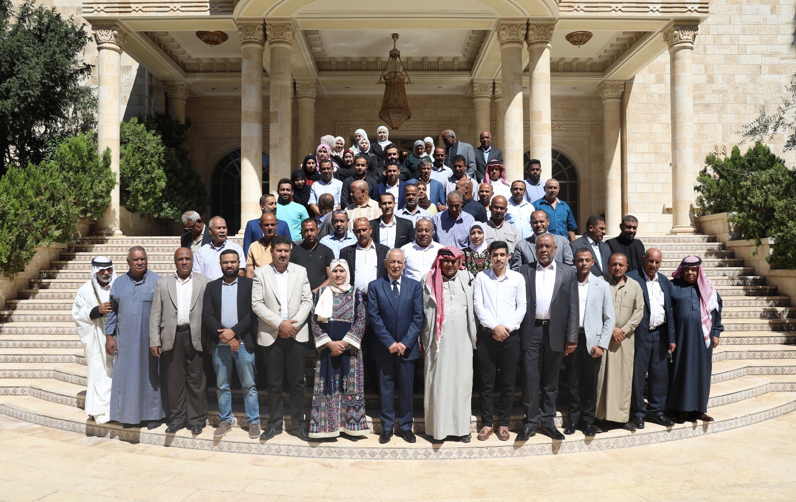 Madar Al-Saa Images 0.14367050196646436