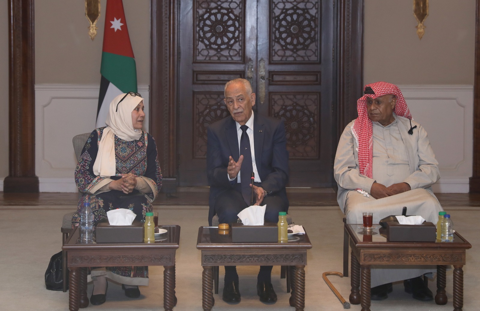 Madar Al-Saa Images 0.2434692398726409