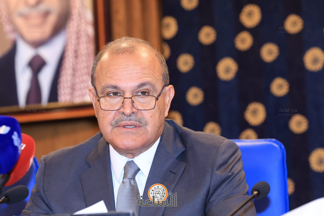 Madar Al-Saa Images 0.35708844700221565