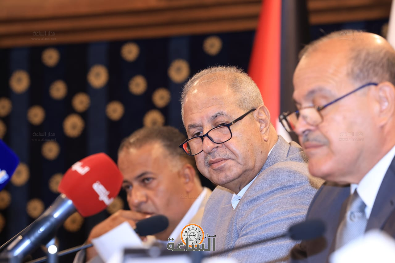 Madar Al-Saa Images 0.6757113702658557