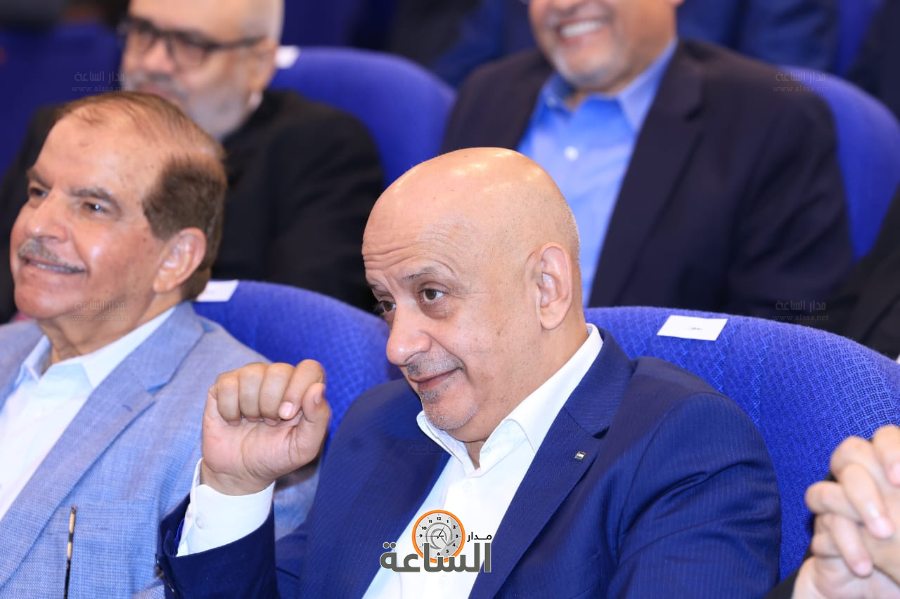 Madar Al-Saa Images 0.7846588055969709