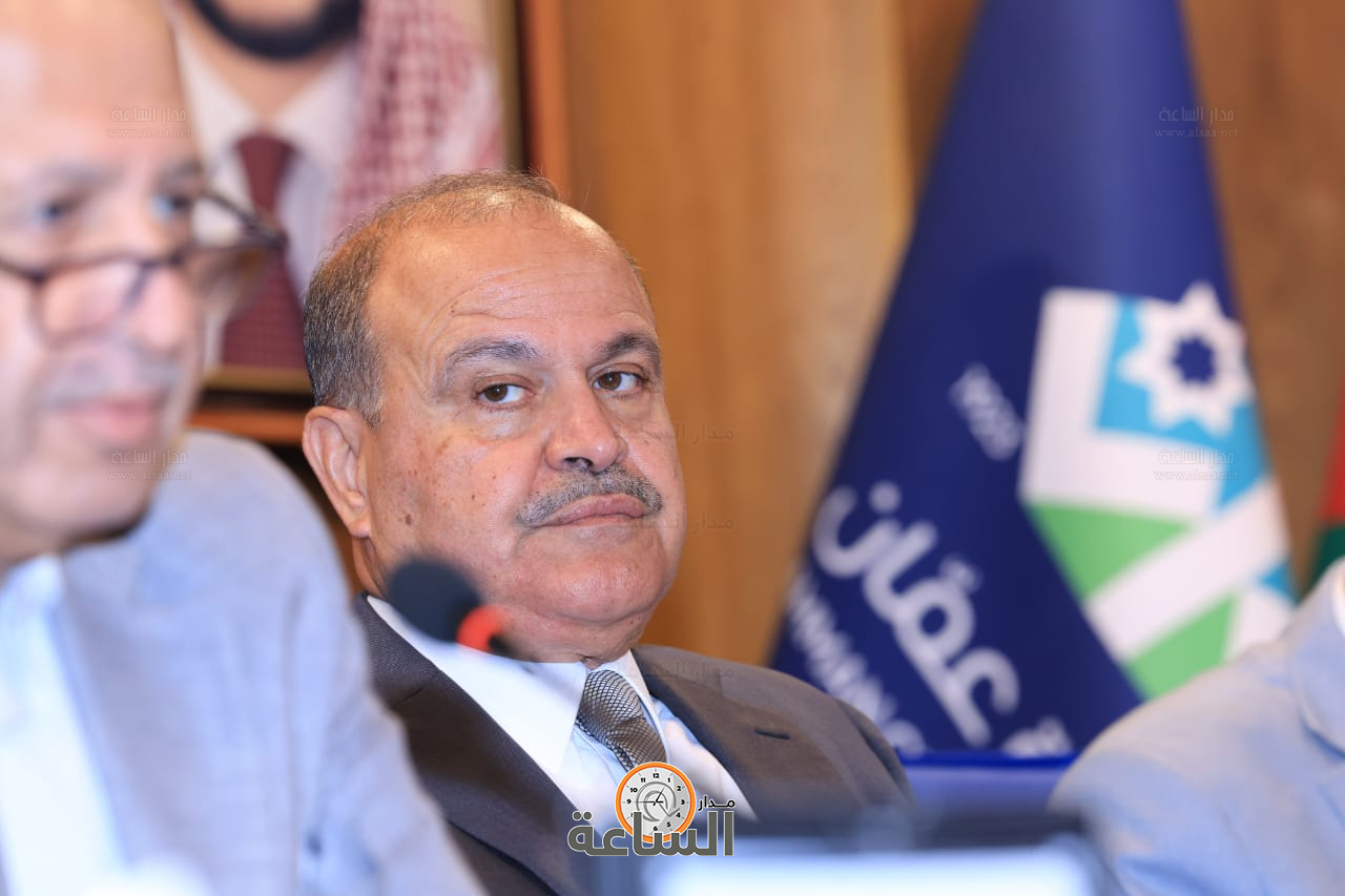 Madar Al-Saa Images 0.19347989125966025