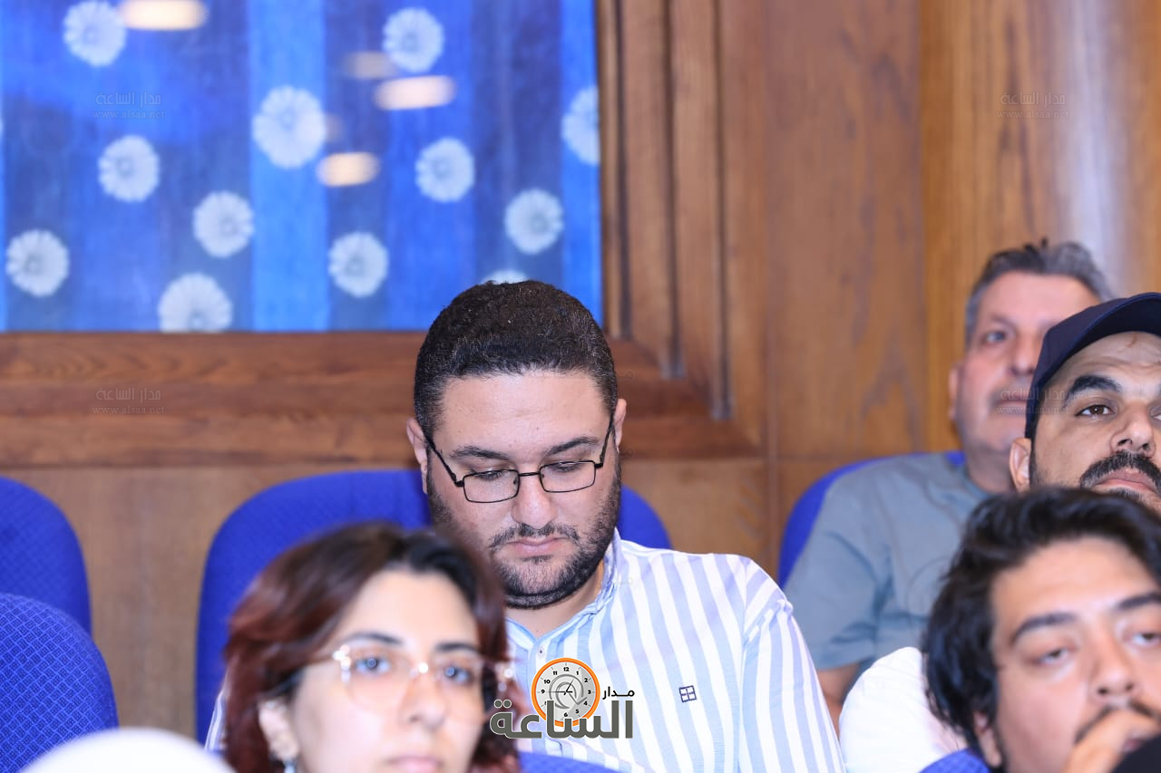 Madar Al-Saa Images 0.4355283870903519