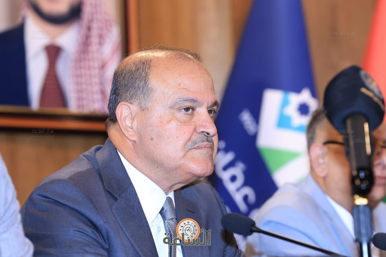 Madar Al-Saa Images 0.2656320510324587