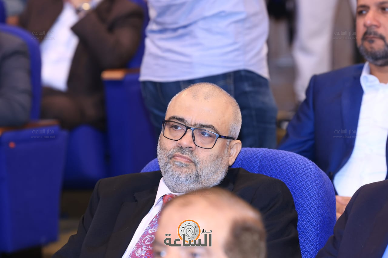 Madar Al-Saa Images 0.4791468928760506