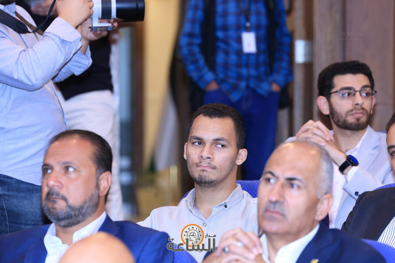 Madar Al-Saa Images 0.2579573652887188