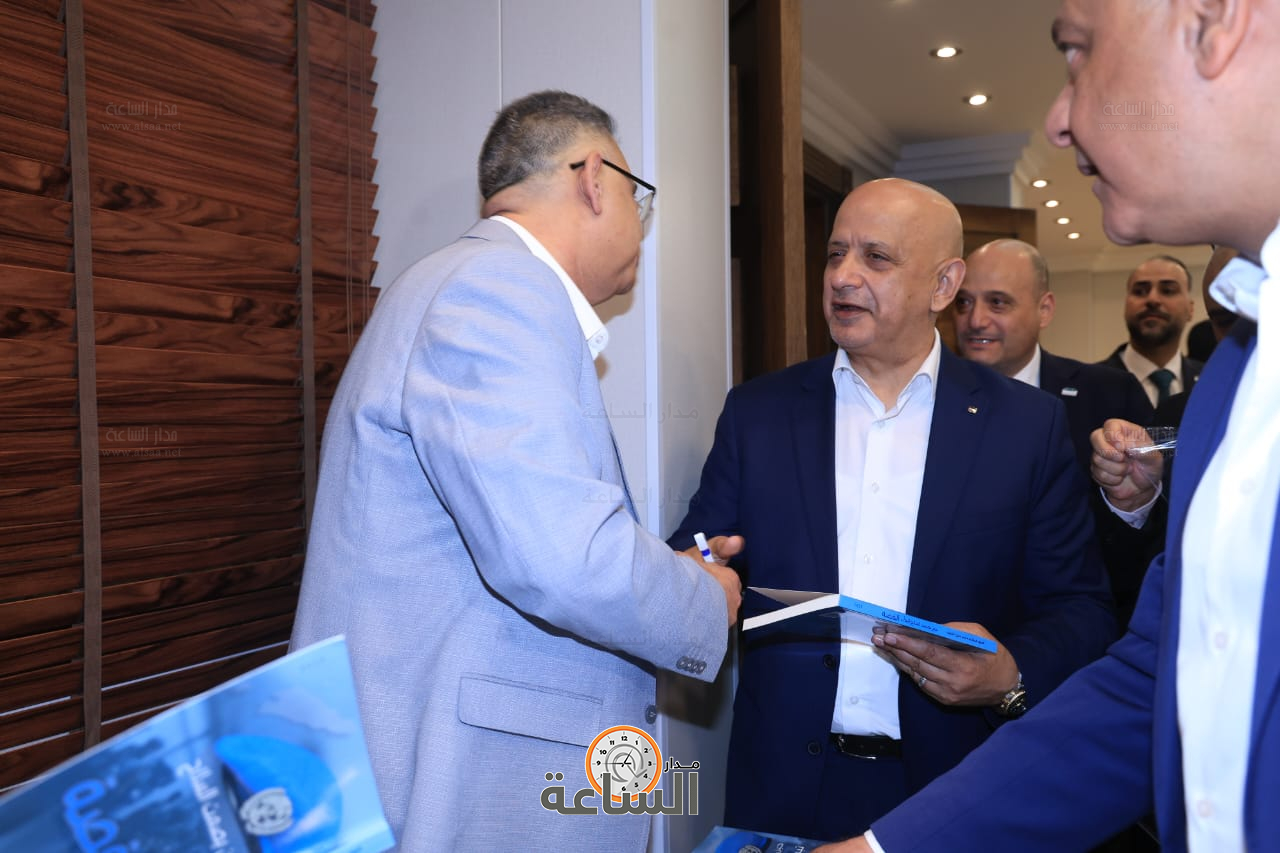 Madar Al-Saa Images 0.9744145910980956