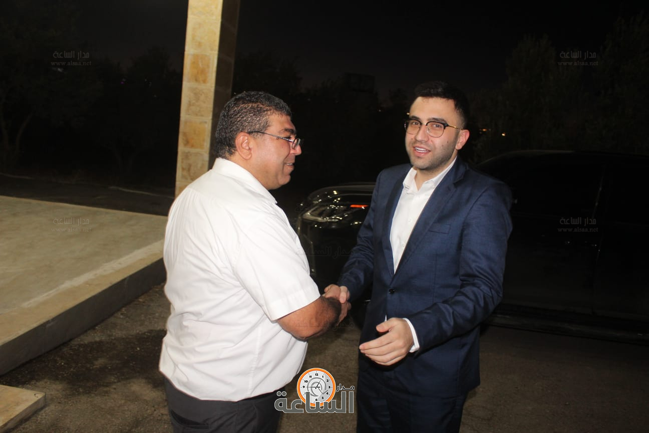 Madar Al-Saa Images 0.17410297432317512