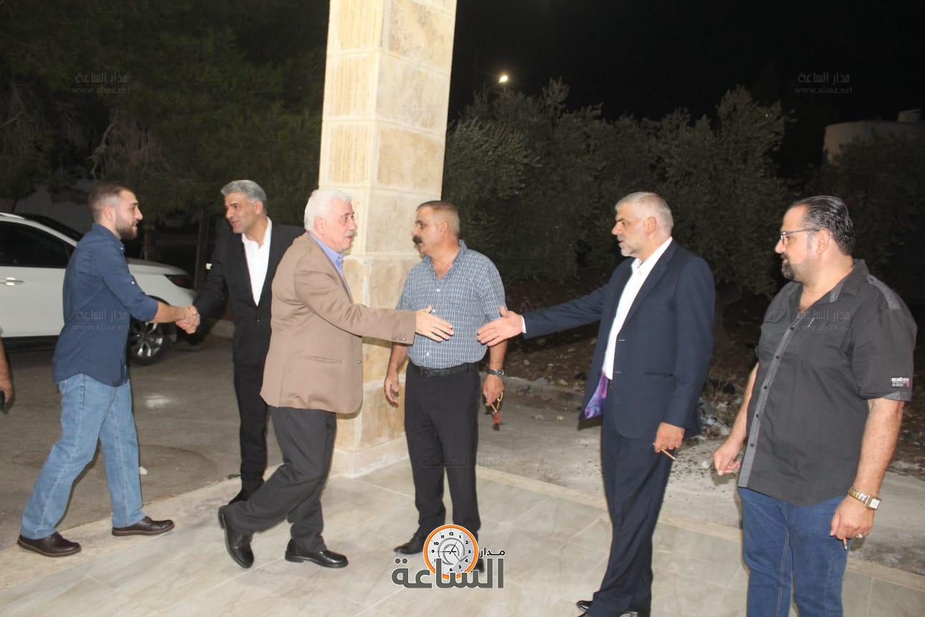 Madar Al-Saa Images 0.09592245408708722