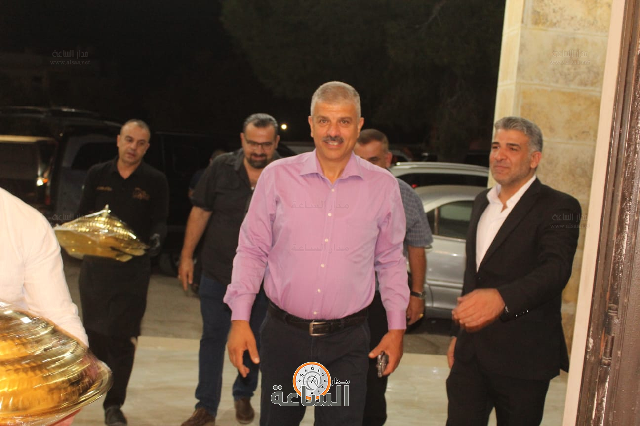 Madar Al-Saa Images 0.1537877545965347