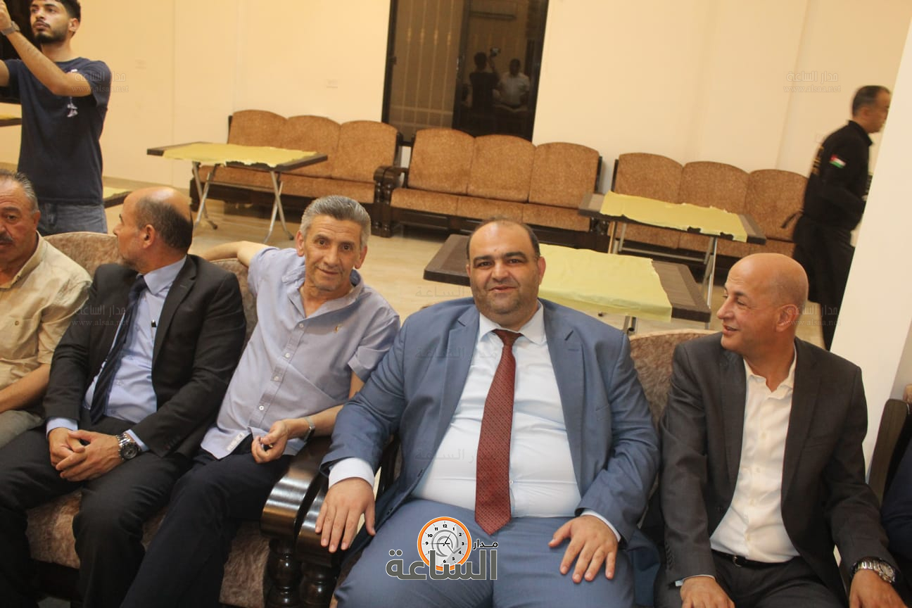 Madar Al-Saa Images 0.2496432648077721