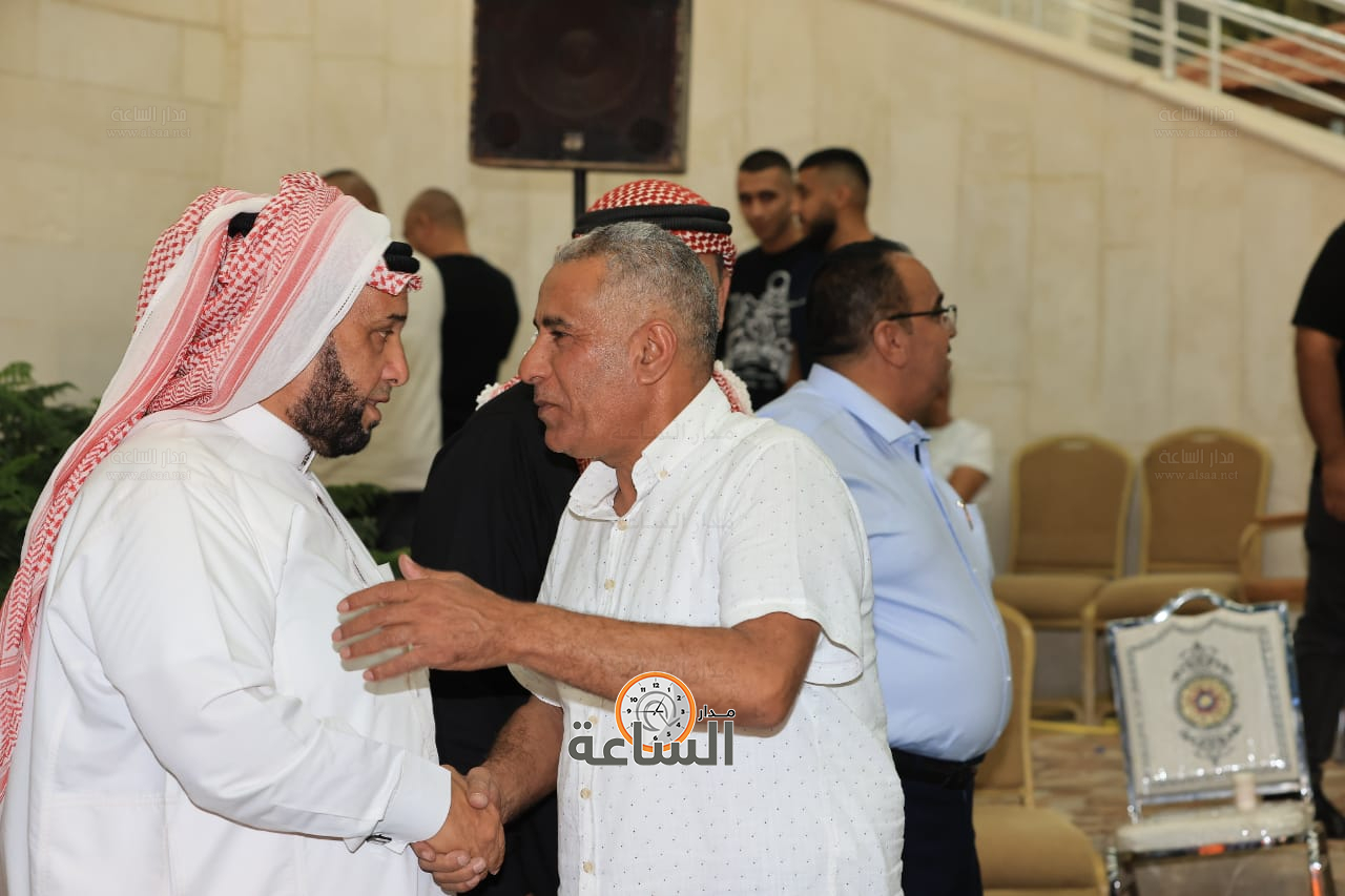 Madar Al-Saa Images 0.9106309165864517