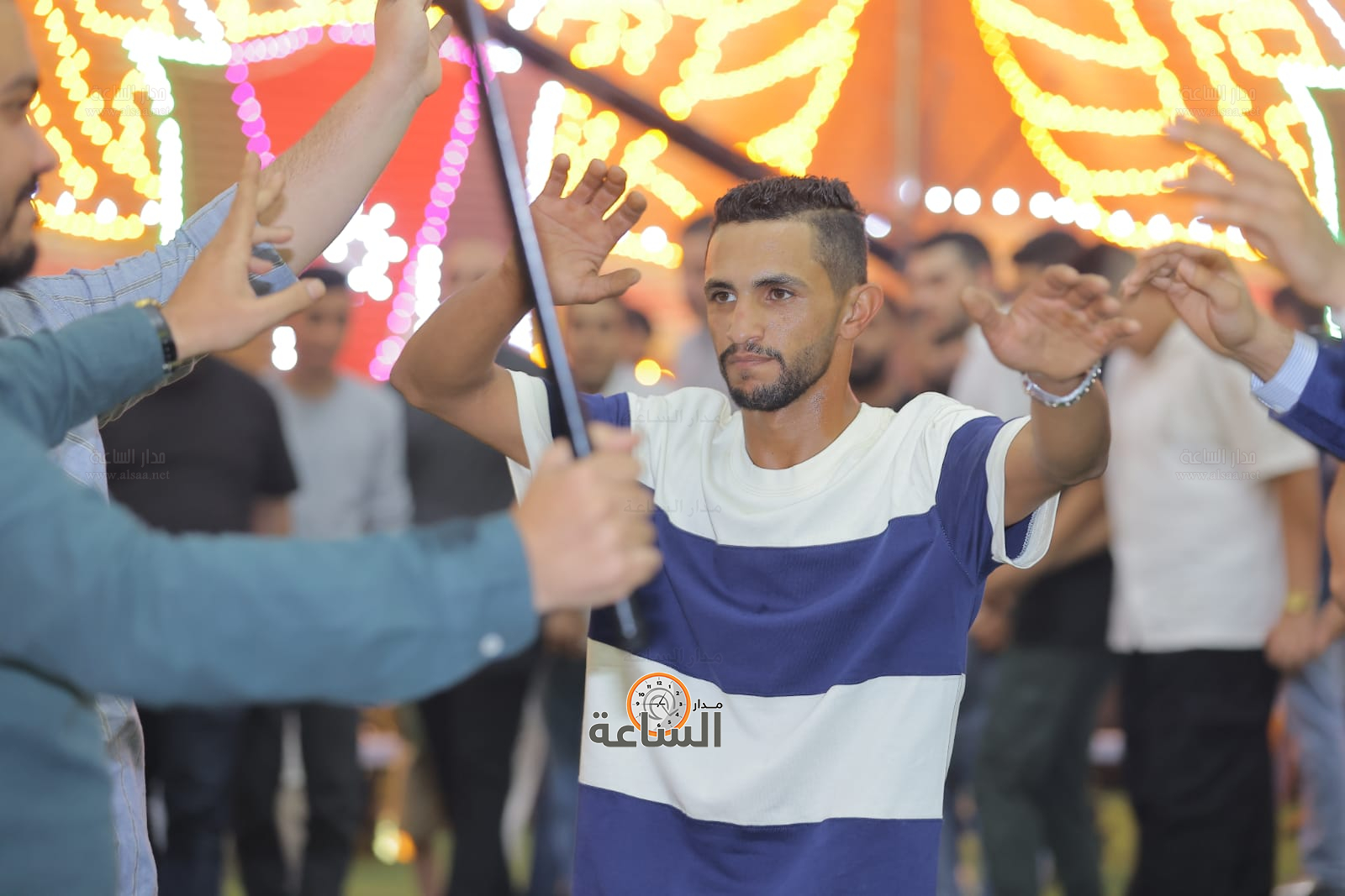 Madar Al-Saa Images 0.8629632304925645