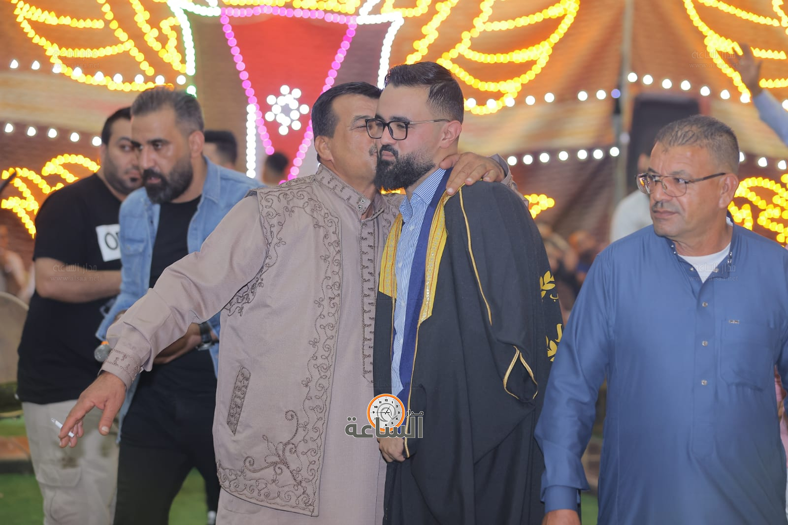 Madar Al-Saa Images 0.1432996290006232