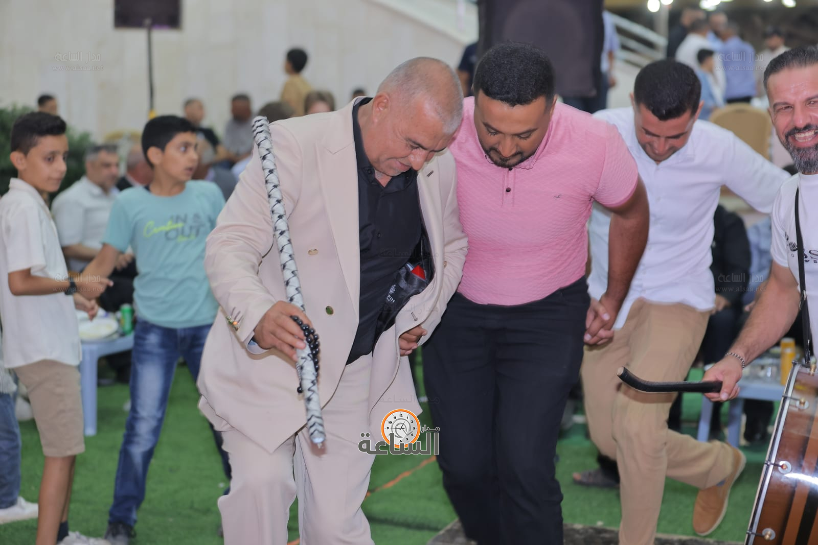 Madar Al-Saa Images 0.4543054322993796