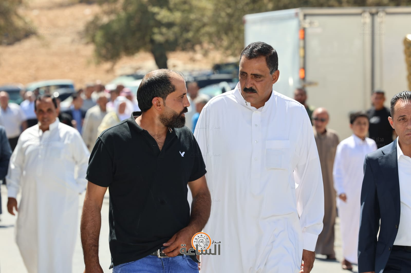 Madar Al-Saa Images 0.40172537839209