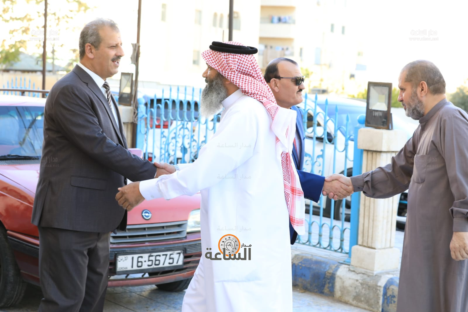 Madar Al-Saa Images 0.3359433034002127