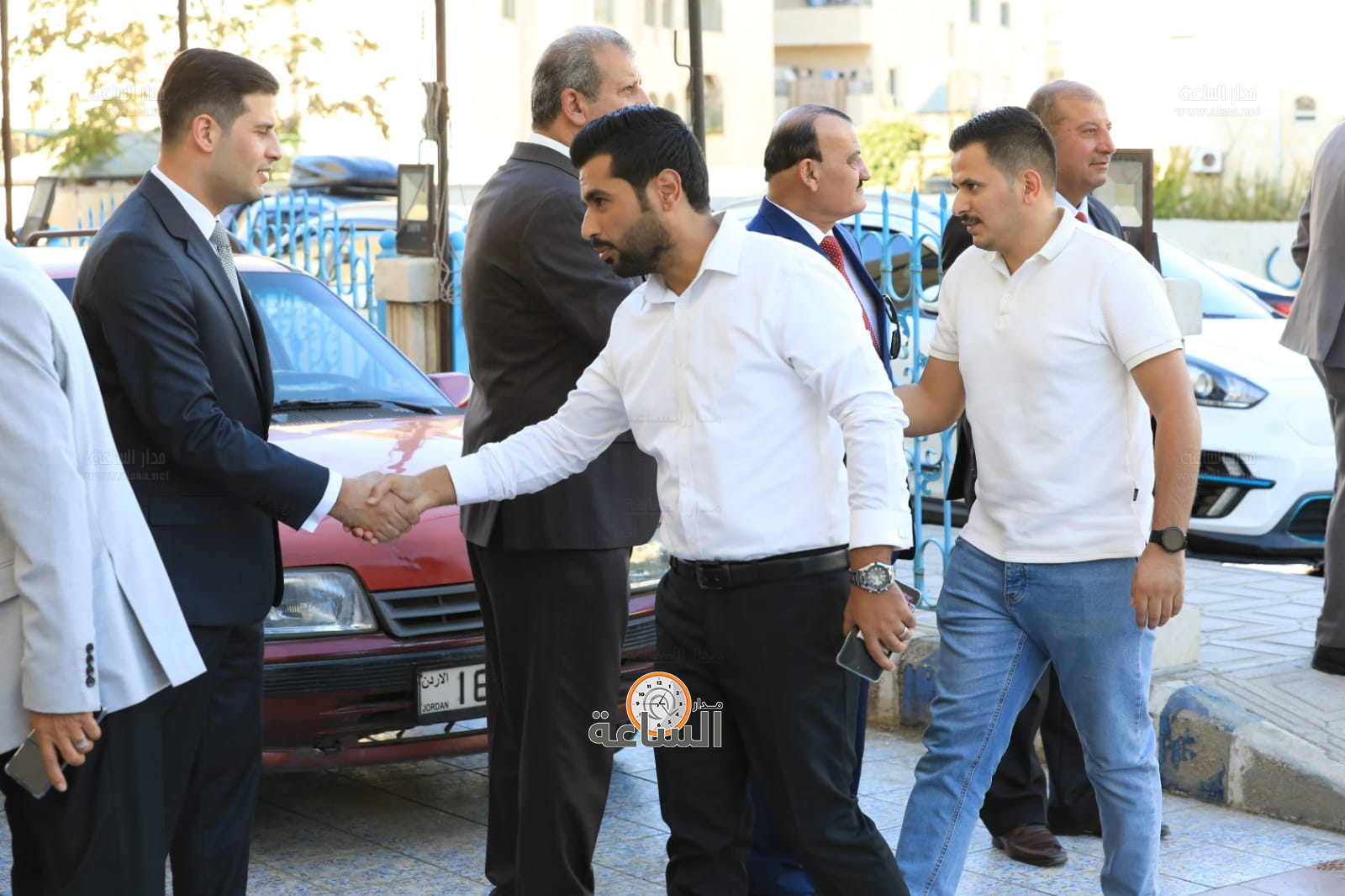 Madar Al-Saa Images 0.9324695046172639