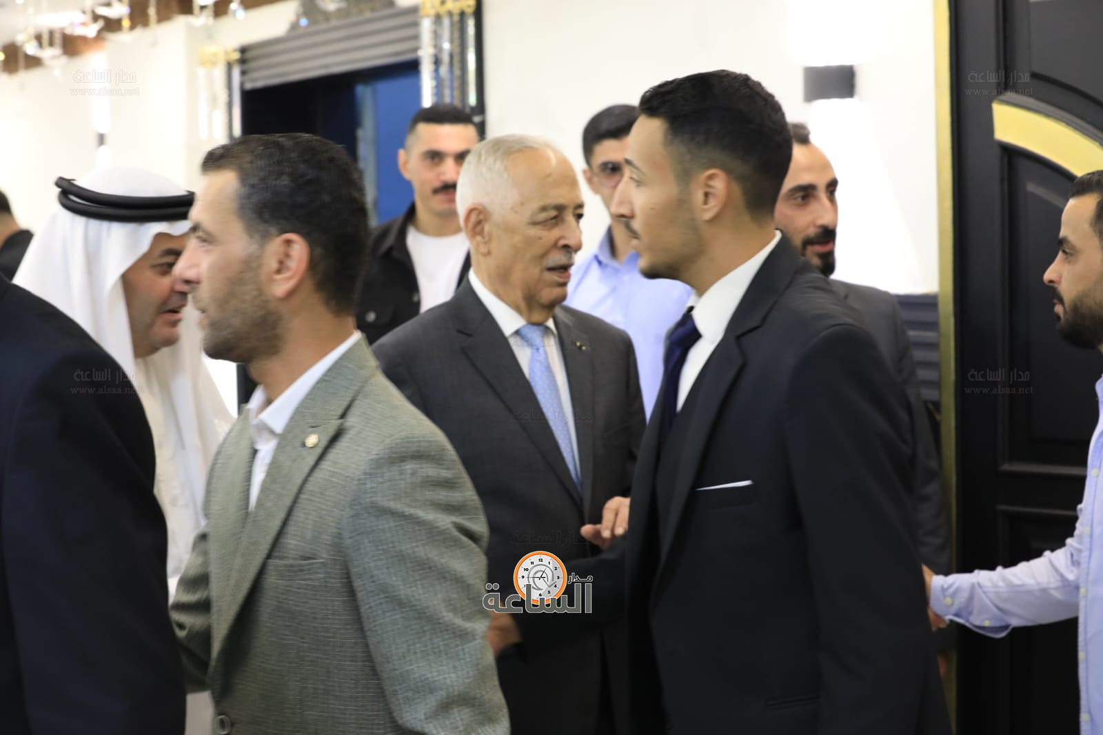 Madar Al-Saa Images 0.3763098217127432