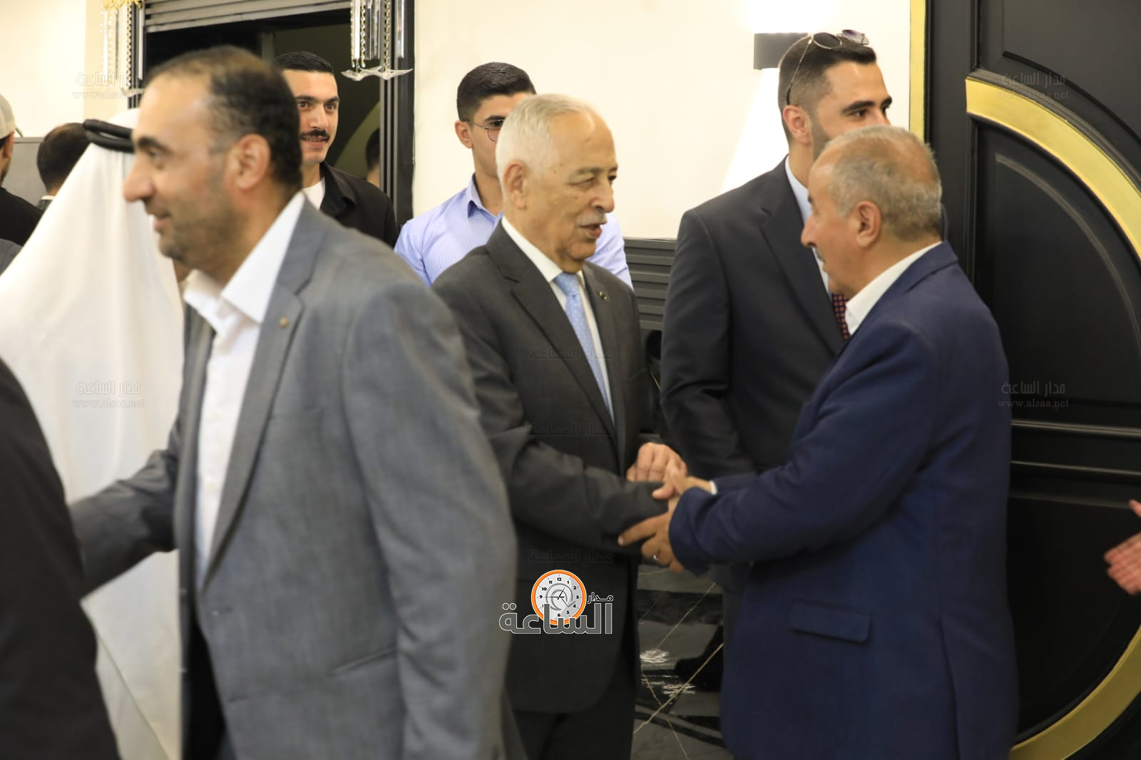 Madar Al-Saa Images 0.7483858928197605