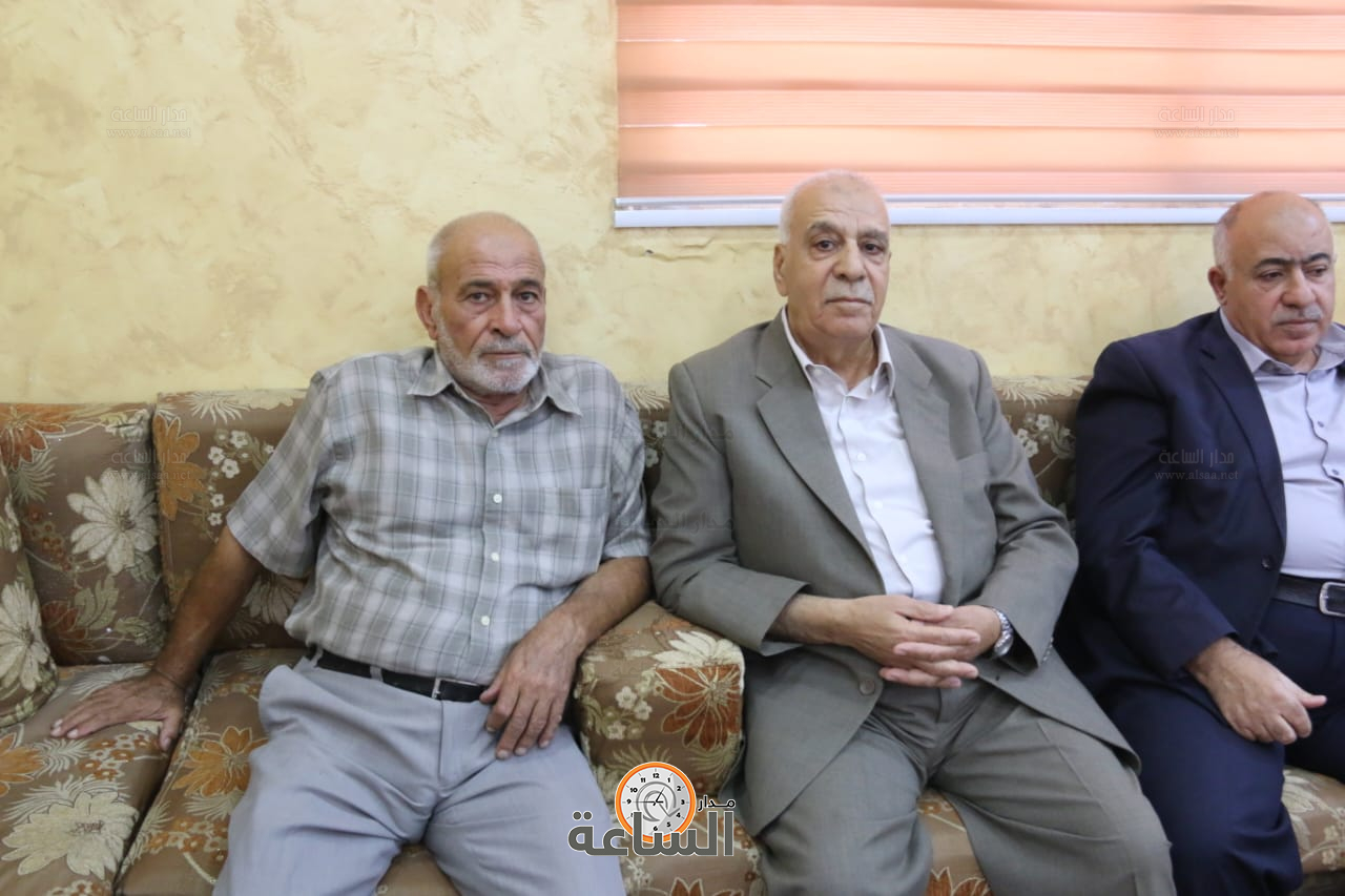 Madar Al-Saa Images 0.3104759000641124