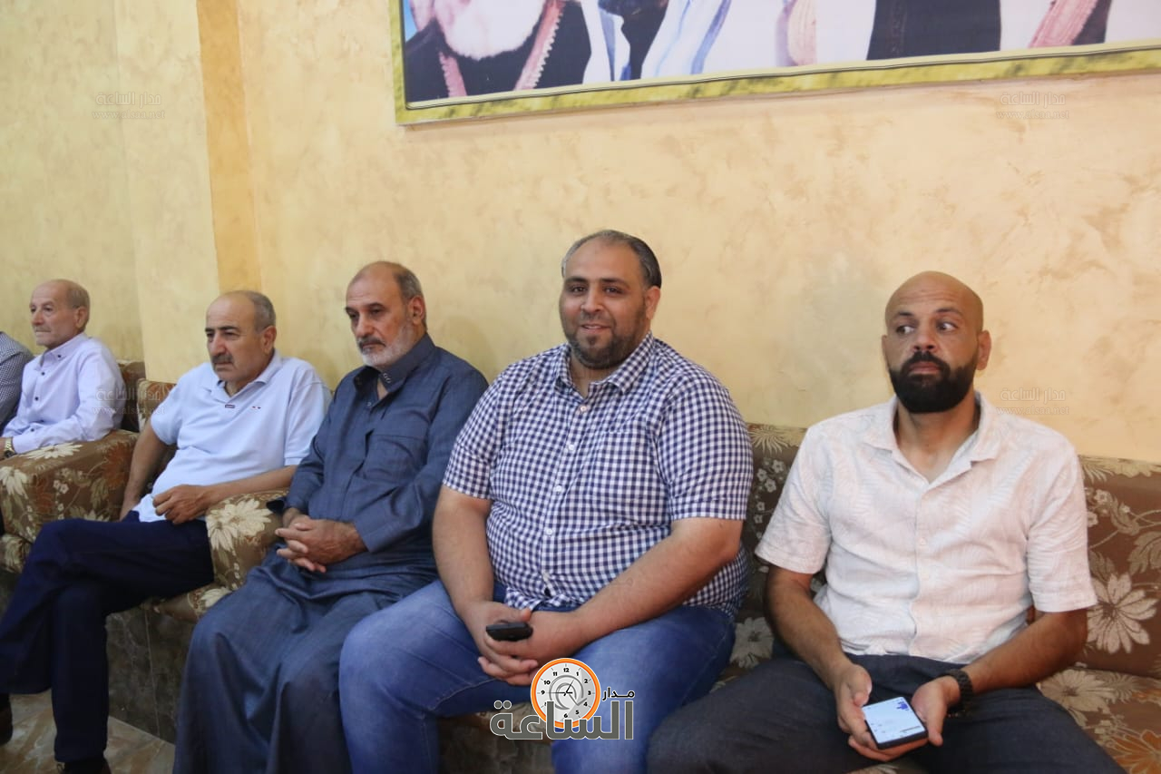 Madar Al-Saa Images 0.047769757296357684