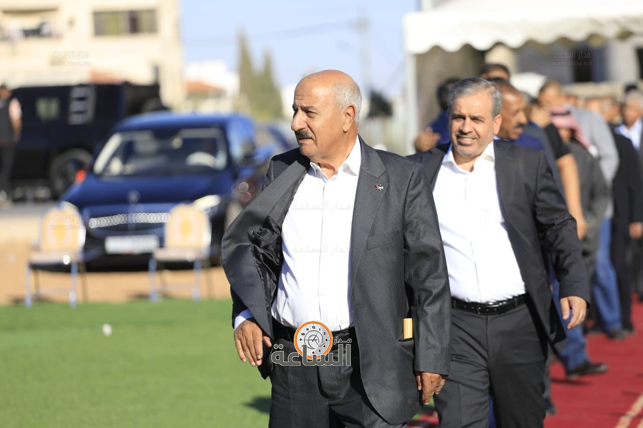 Madar Al-Saa Images 0.7592661358579227