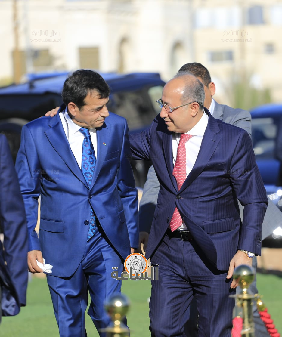 Madar Al-Saa Images 0.5946518170113947