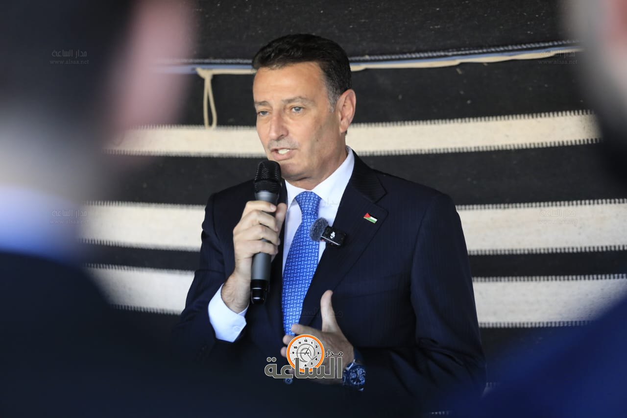 Madar Al-Saa Images 0.7202464349288756