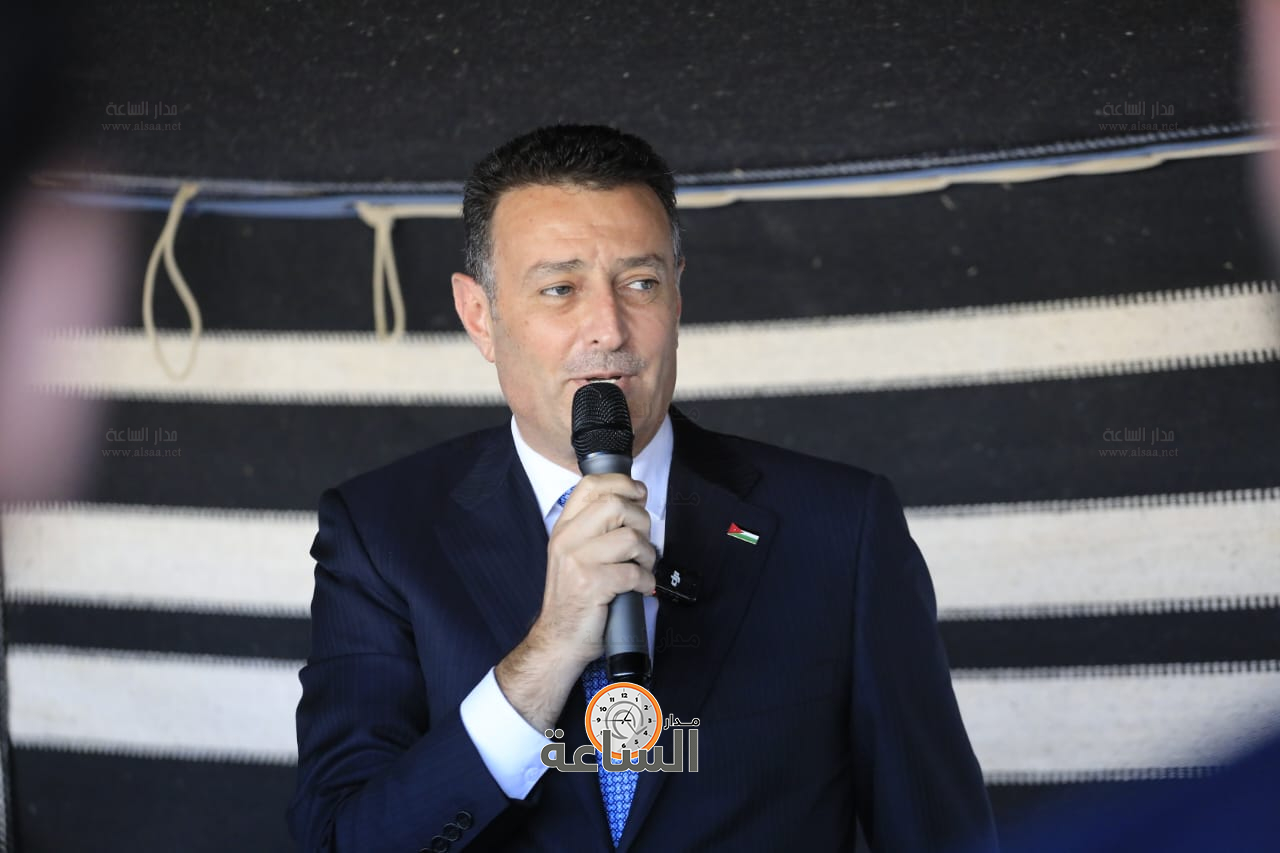 Madar Al-Saa Images 0.04348593908437759