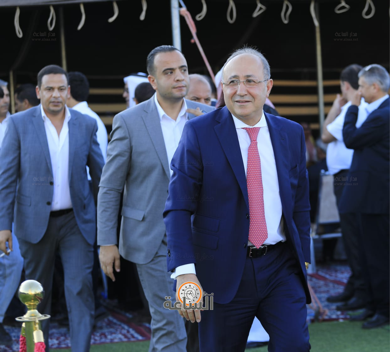 Madar Al-Saa Images 0.15931543423974737