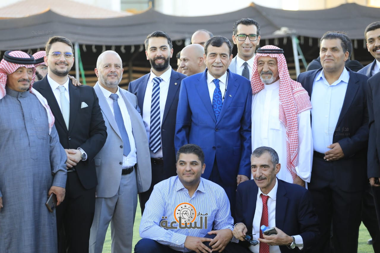 Madar Al-Saa Images 0.24669128067113055