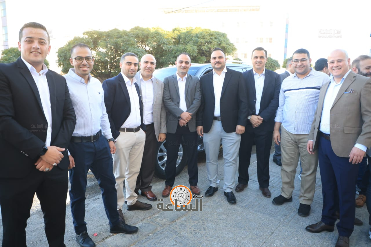 Madar Al-Saa Images 0.6847807221465674