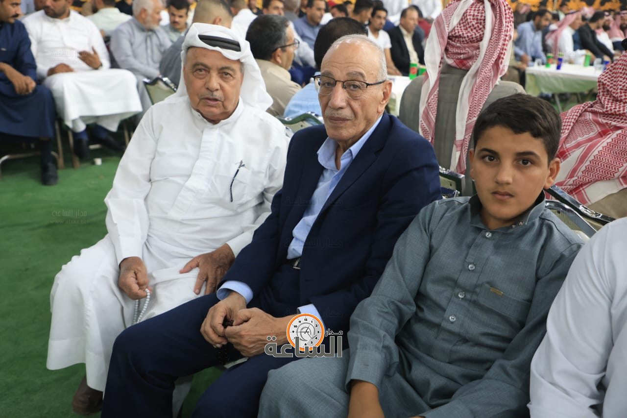 Madar Al-Saa Images 0.42448338206933134