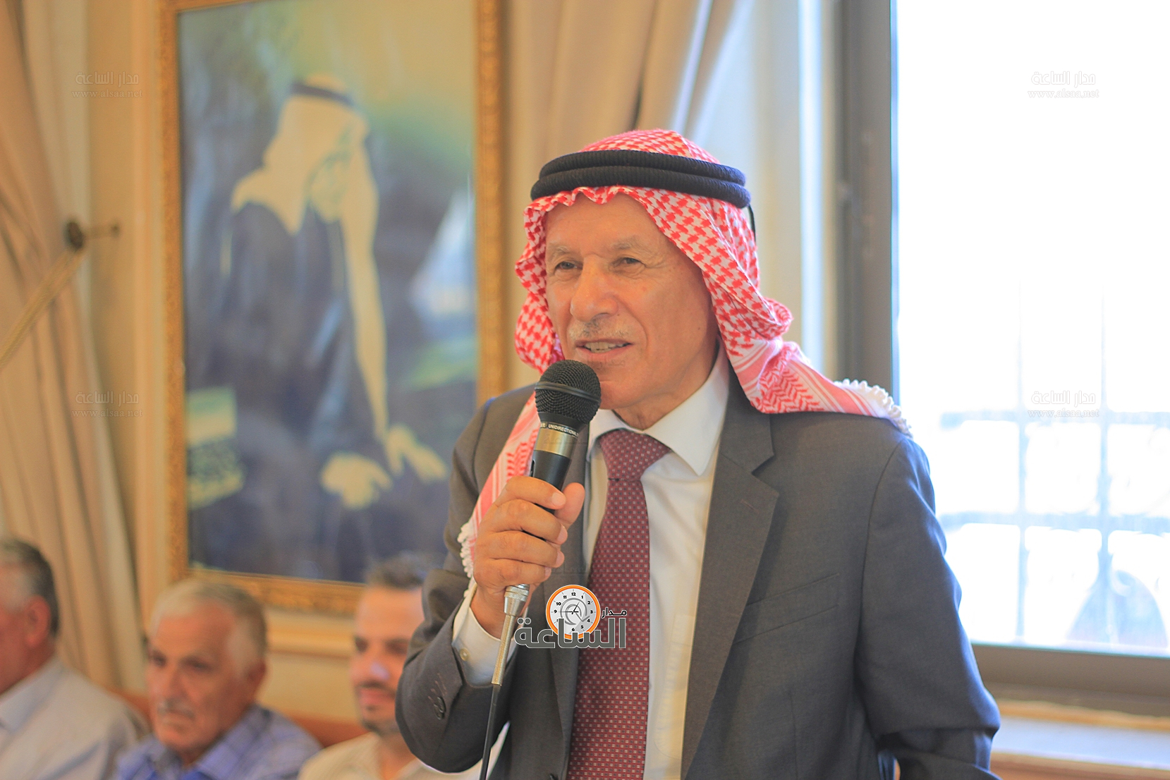 Madar Al-Saa Images 0.7412327679844771