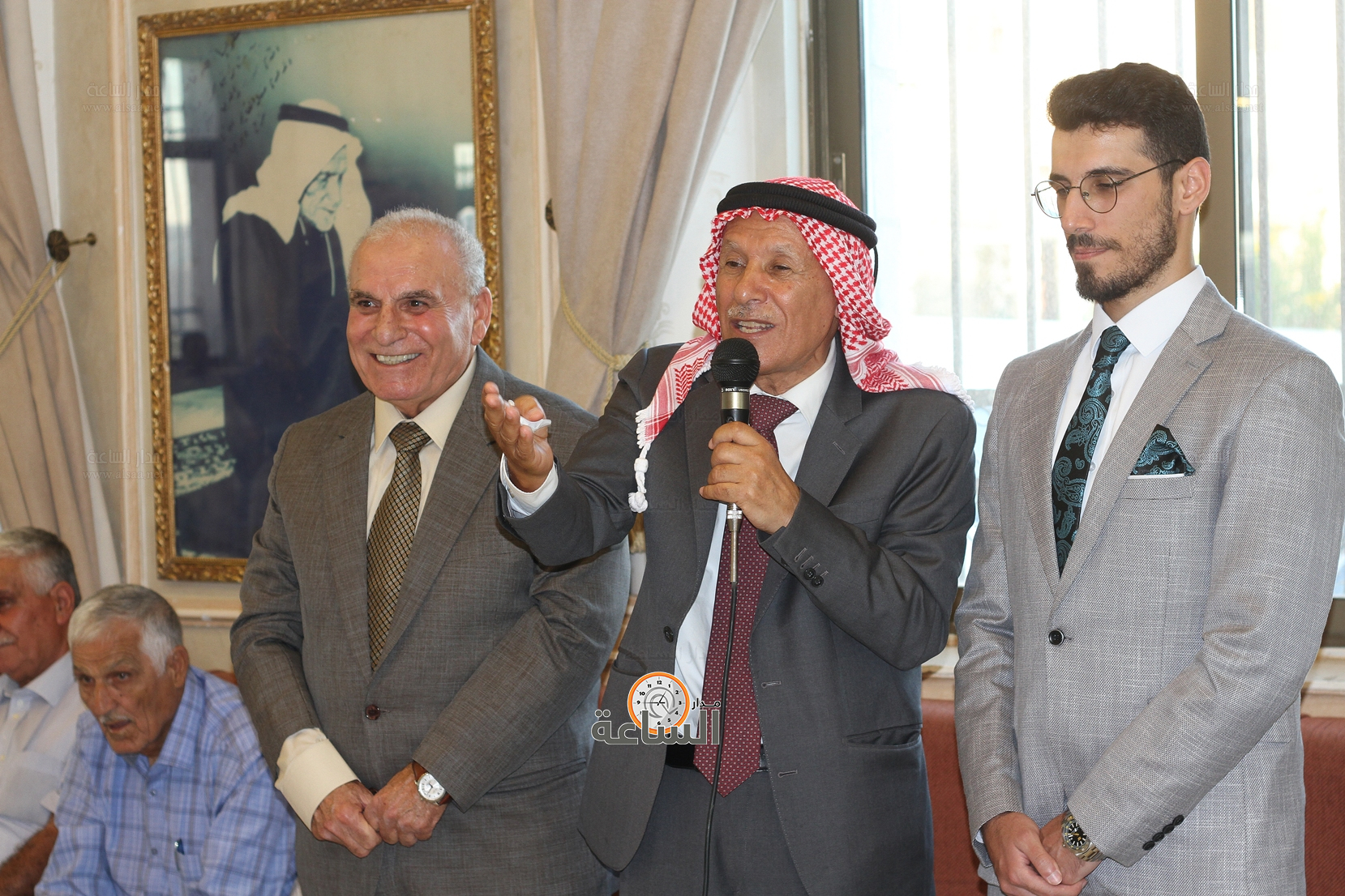 Madar Al-Saa Images 0.7699896579434408