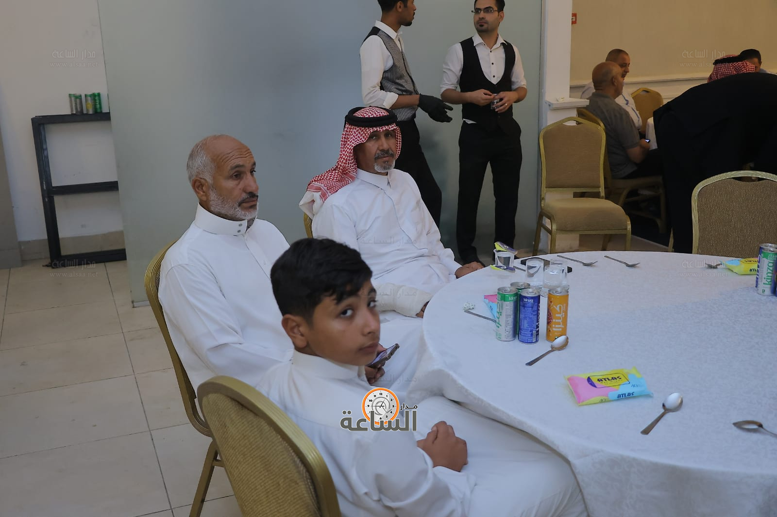 Madar Al-Saa Images 0.7413735813931787