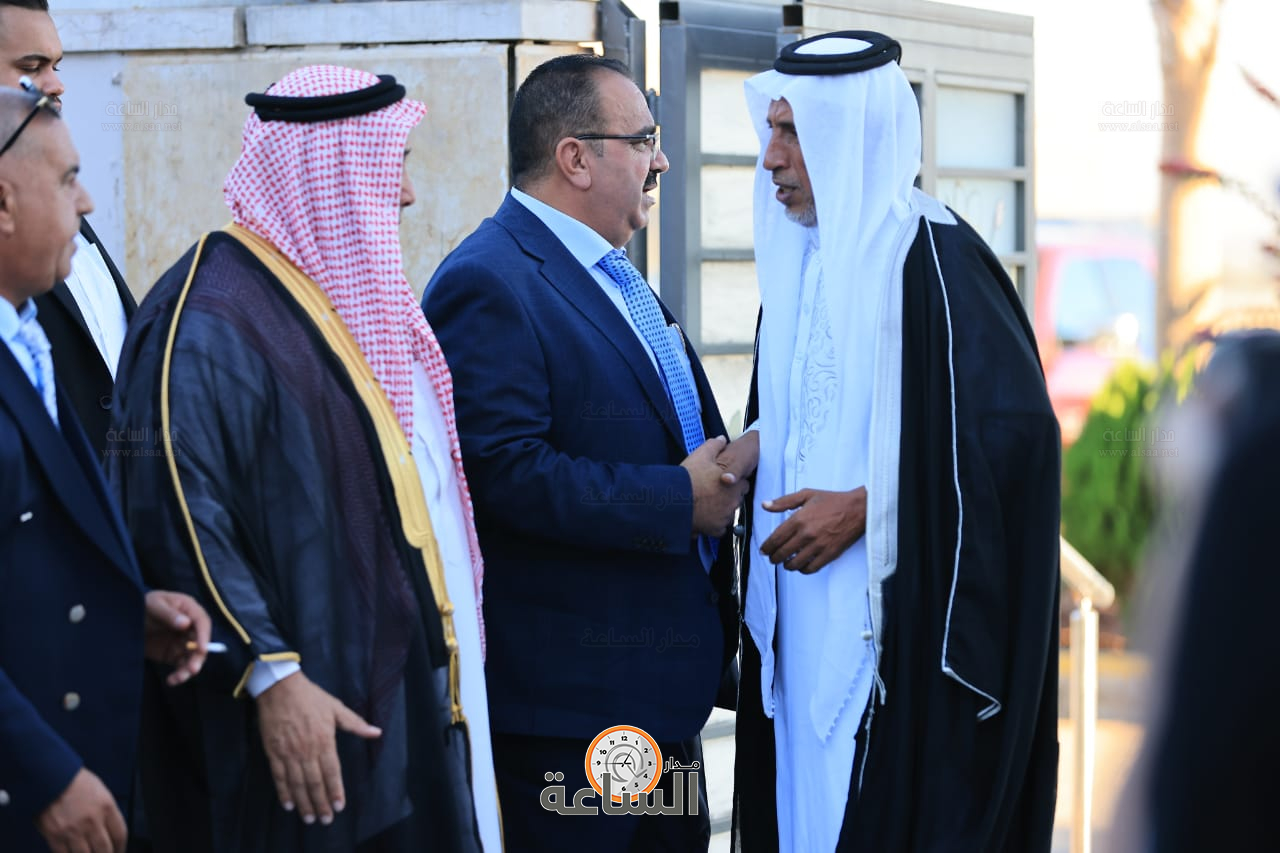 Madar Al-Saa Images 0.9008073870167663