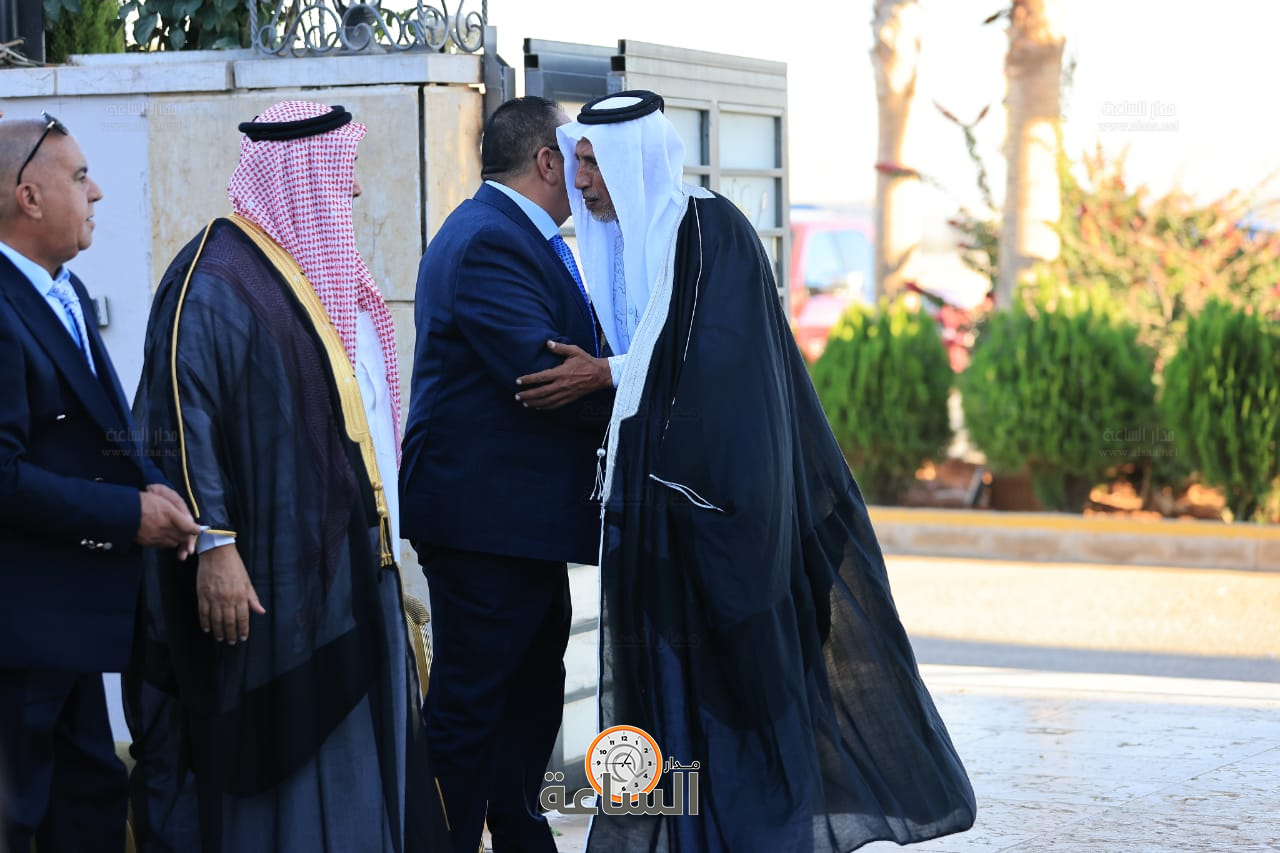 Madar Al-Saa Images 0.1636568036441356