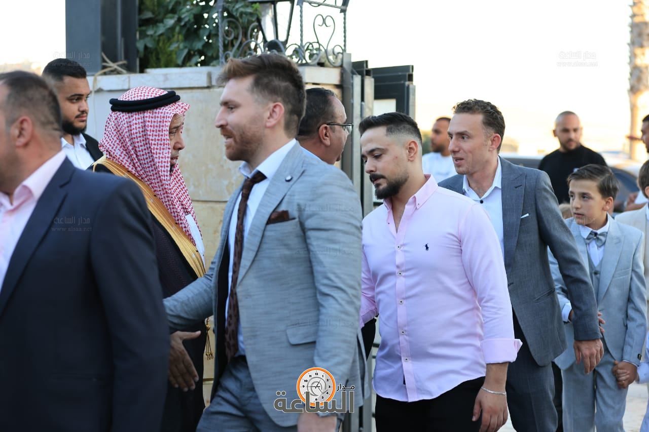 Madar Al-Saa Images 0.7423095661934096