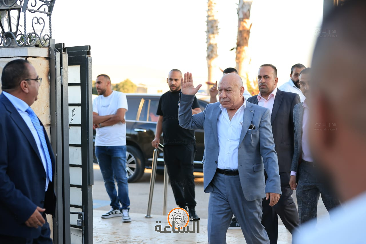 Madar Al-Saa Images 0.3622843316023605